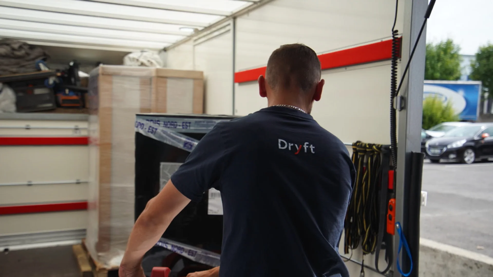 Transport de marchandises B2B assuré par Dryft