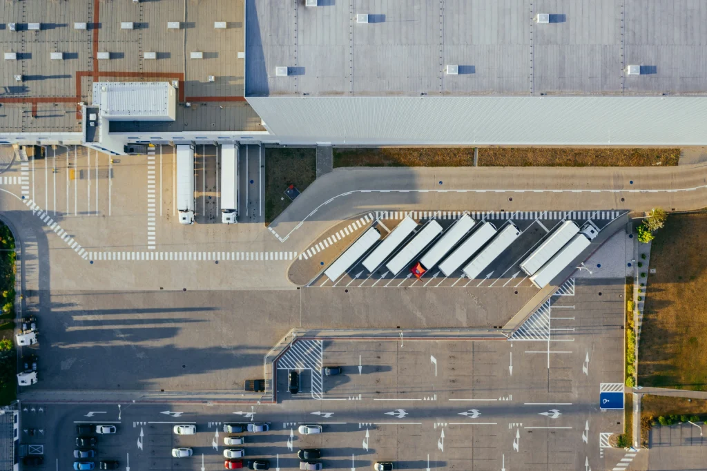 Transporteur professionnel B2B : Notre expertise en fret routier et messagerie