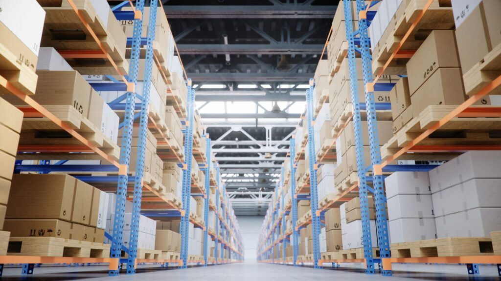 Entrepôt grande hauteur : Optimisation volumétrique et stockage haute densité