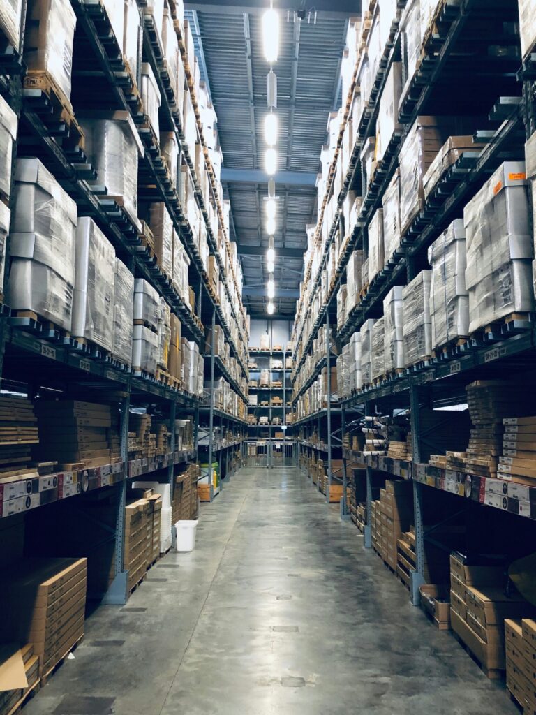 Espace de stockage pour professionnel : Surfaces modulables et évolutives